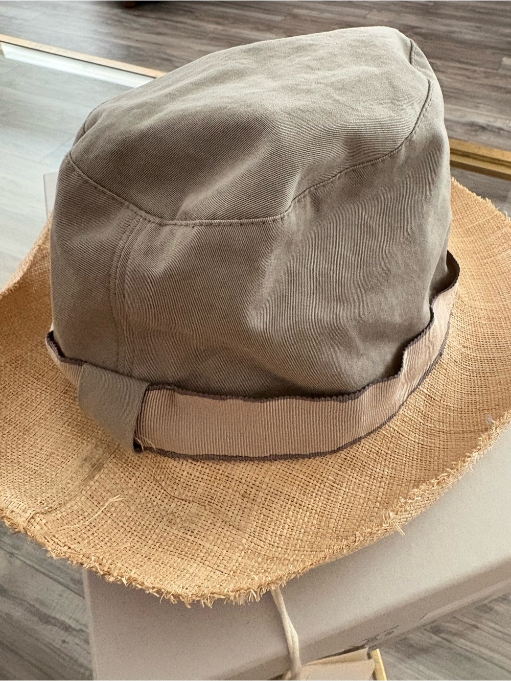 Brunello Cucinelli Natural Straw and Khaki Canvas Men's Cap. MSRP 340$ - Picture 3 of 4